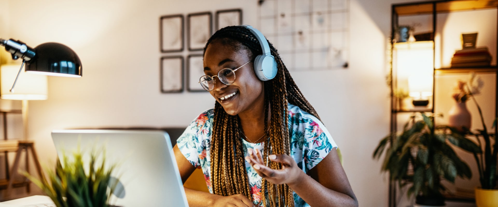 Why Becoming an Online Tutor is a Rewarding Experience