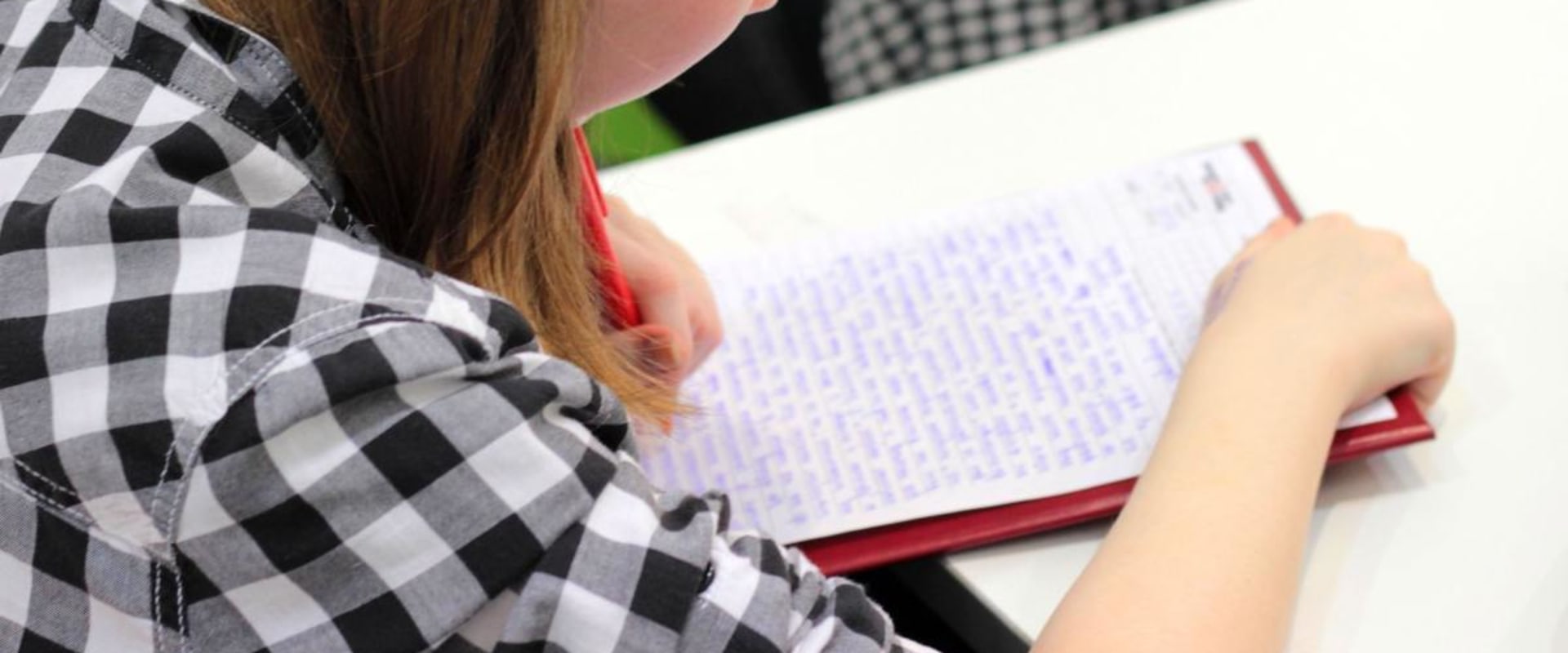 How do math tutors make money?
